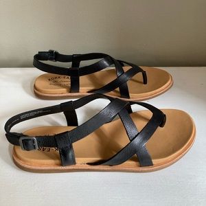 NWT Kork-Ease Yarbrough in Black